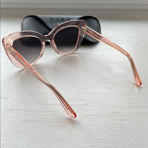 DIFF NWOT Raven Designer Cat Eye Sunglasses for Women UV400 Protection - Picture 6 of 11